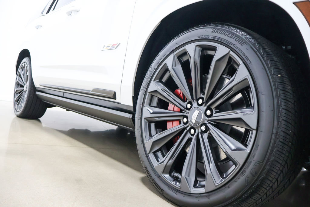 Used 2025 Cadillac Escalade V w/ LPO, Floor Liner Package image 15