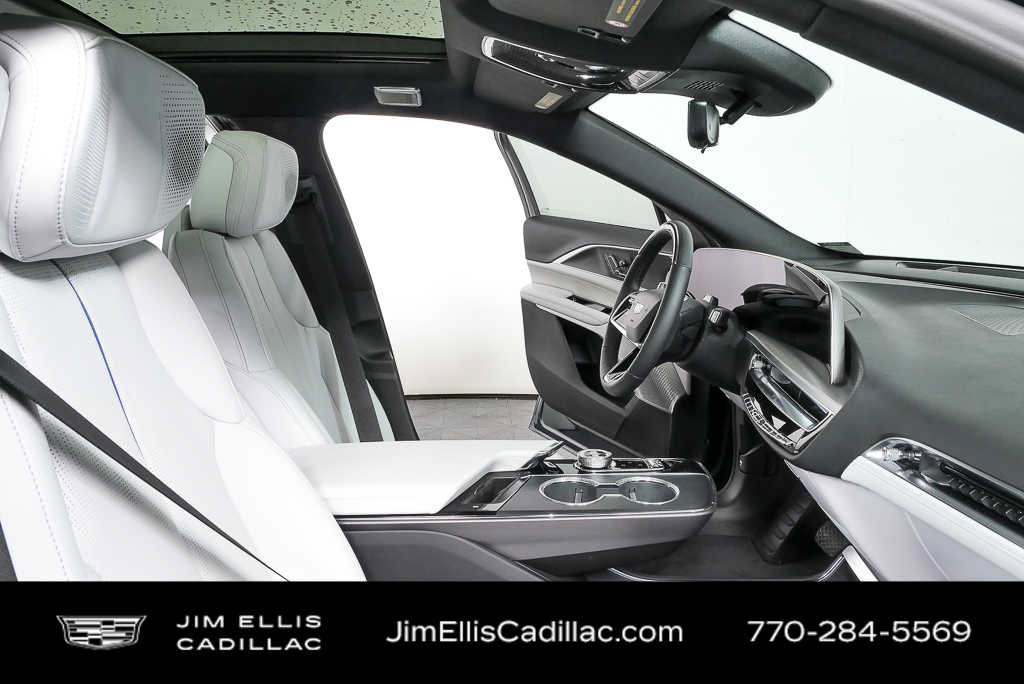 New 2026 Cadillac Lyriq Premium Luxury image 23