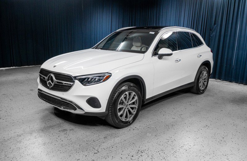 Certified 2026 Mercedes-Benz GLC 300 4MATIC image 1