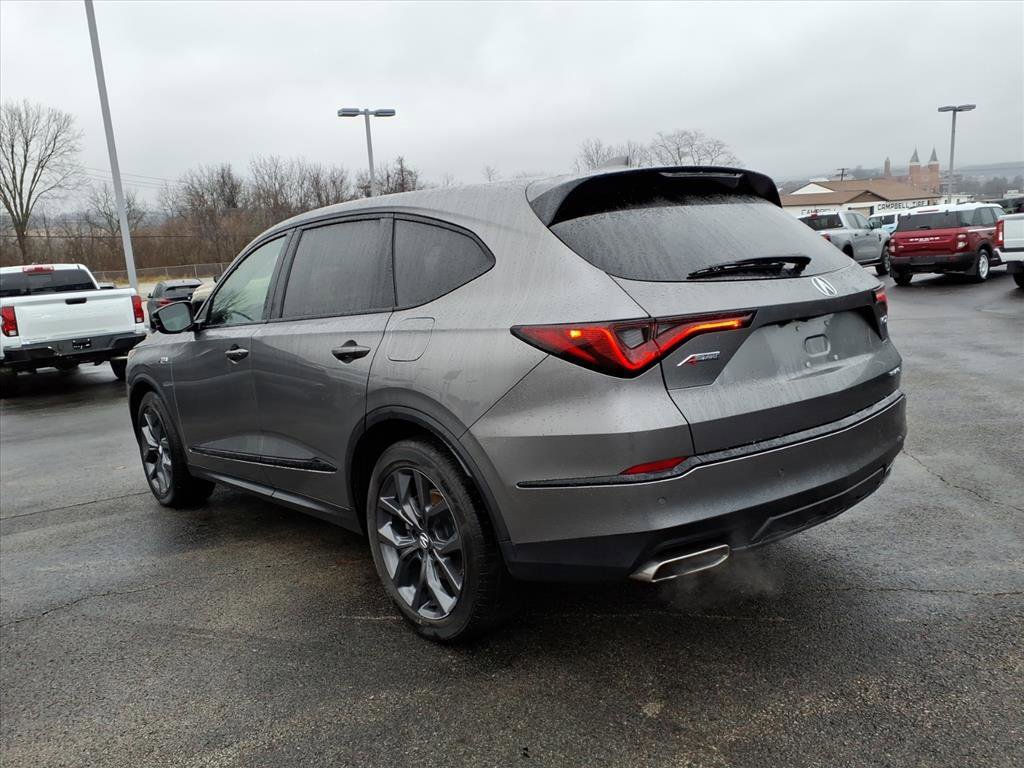 Used 2023 Acura MDX A-Spec image 3
