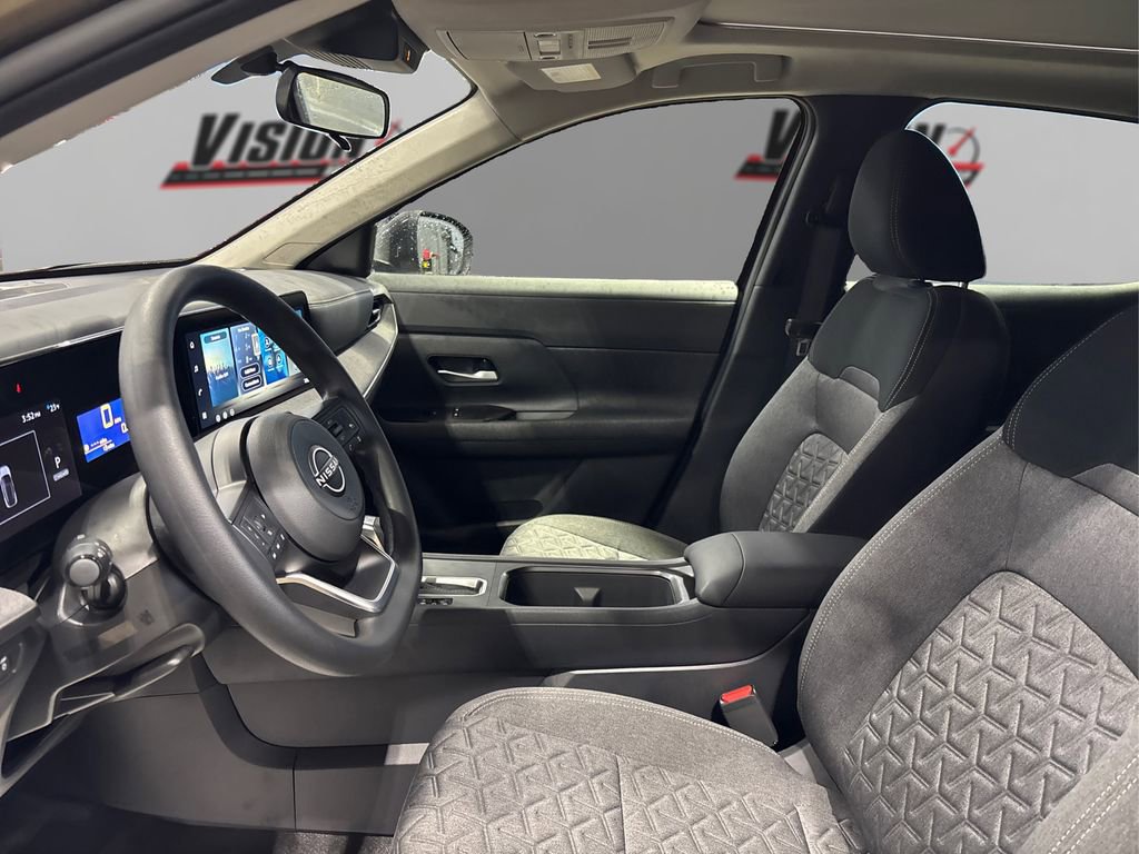 New 2026 Nissan Kicks SV w/ SV Premium Package image 9