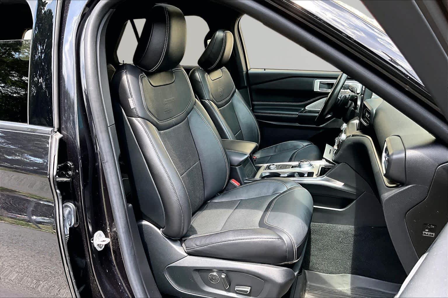 Used 2020 Ford Explorer ST w/ ST Street Pack AWD/4WD image 9