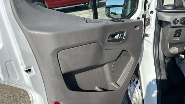 Certified 2024 Ford Transit 250 Low Roof AWD w/ Exterior Upgrade Package image 8