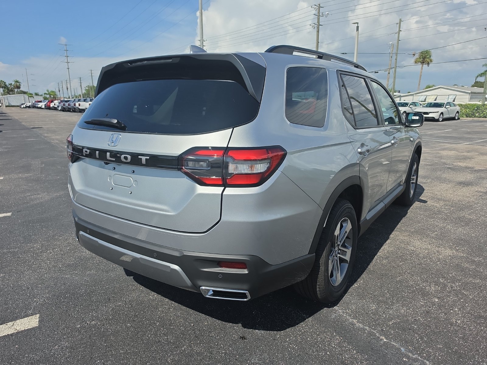 New 2026 Honda Pilot EX-L image 4