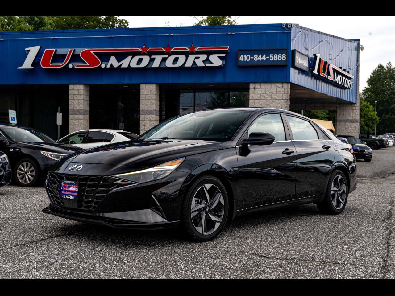 Used 2023 Hyundai Elantra Limited w/ Cargo Package image 1
