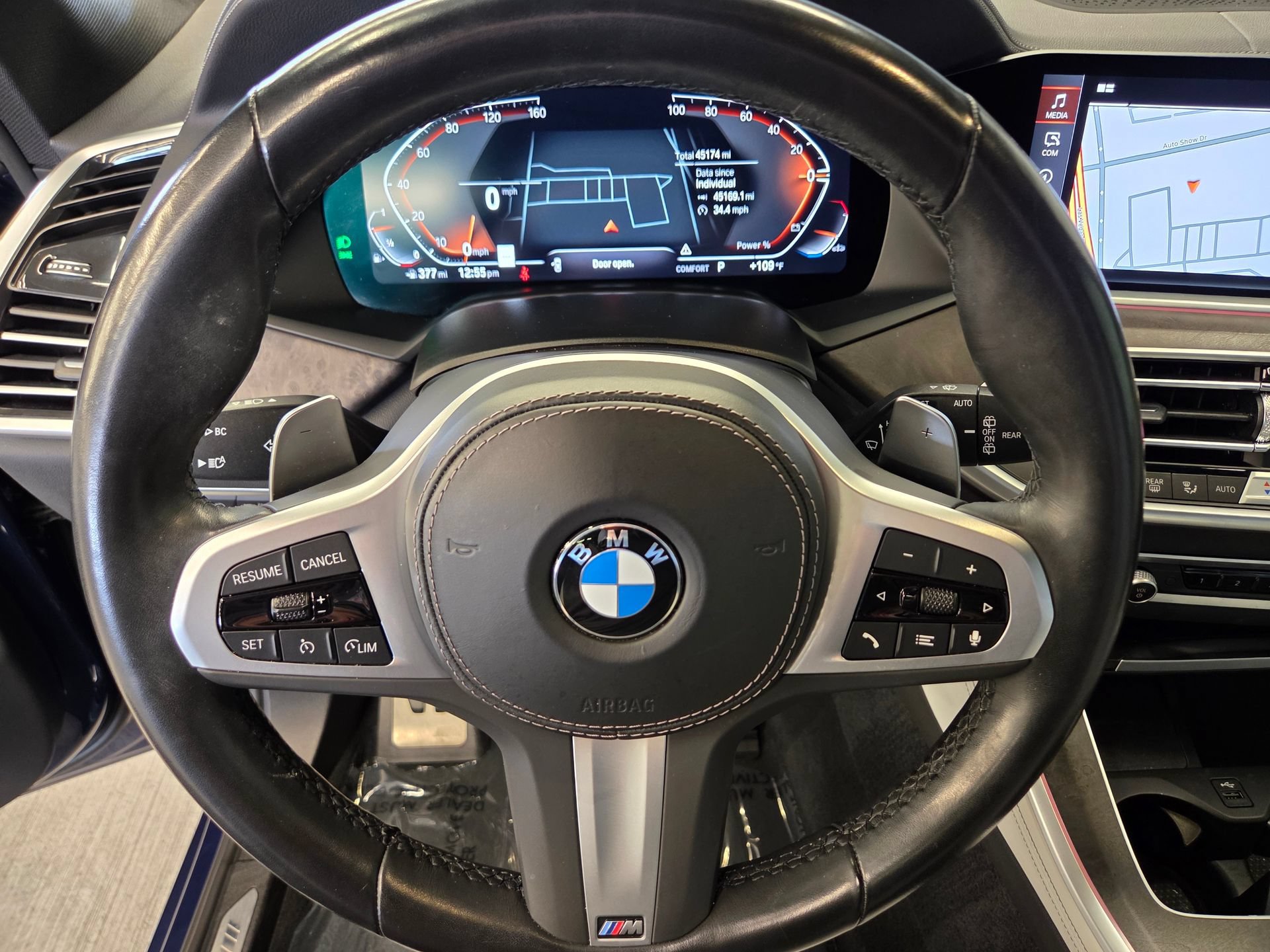 Used 2023 BMW X5 xDrive40i w/ M Sport Package AWD/4WD image 16