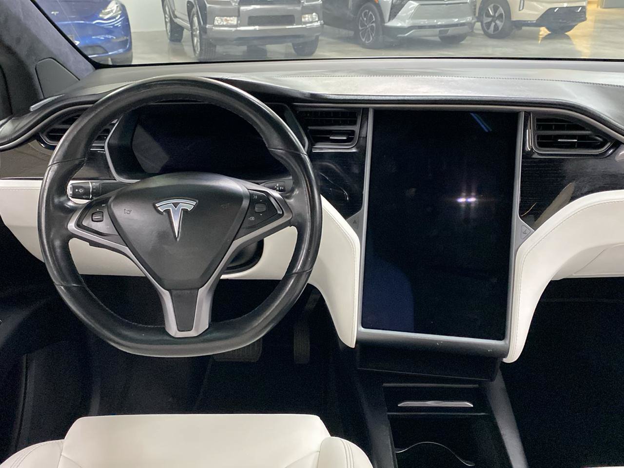 Used 2018 Tesla Model X 75D AWD/4WD image 19