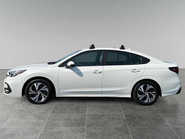 Used 2023 Subaru Legacy Premium AWD/4WD image 3