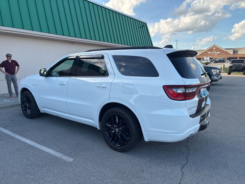 Used 2023 Dodge Durango R/T RWD image 4