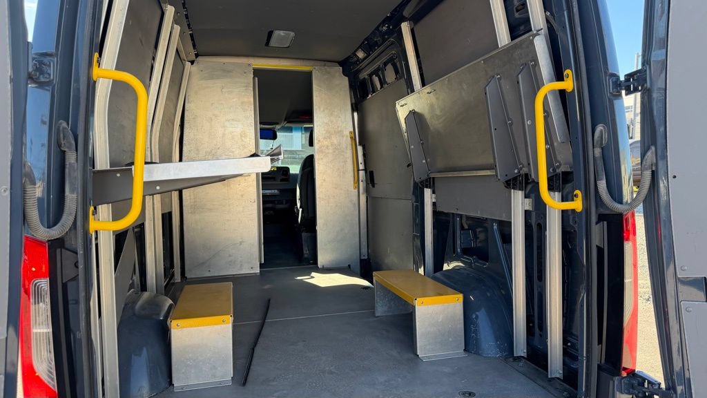 Used 2019 Mercedes-Benz Sprinter 144 image 8
