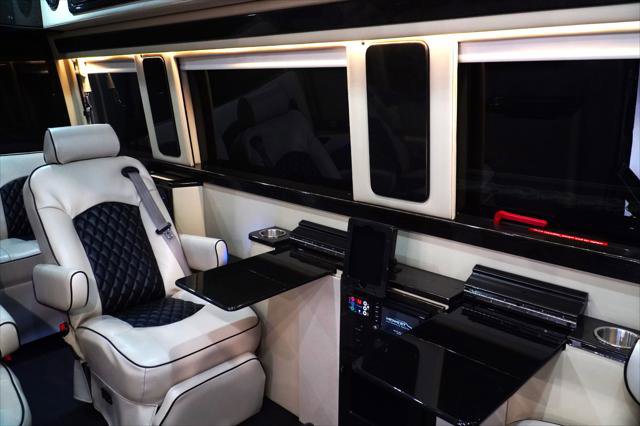 Used 2016 Mercedes-Benz Sprinter 2500 image 24