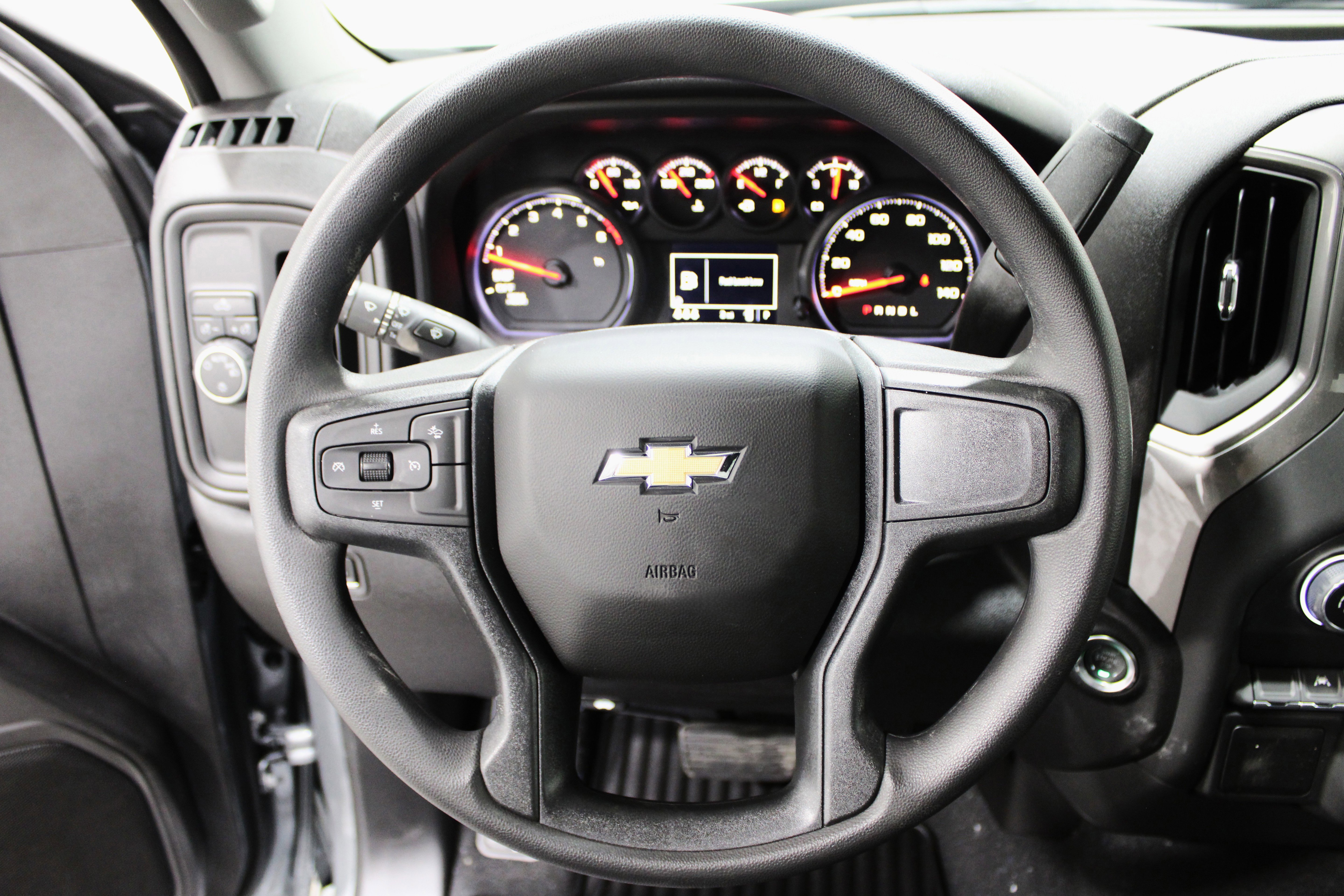 Used 2025 Chevrolet Silverado 1500 W/T w/ WT Value Package image 10