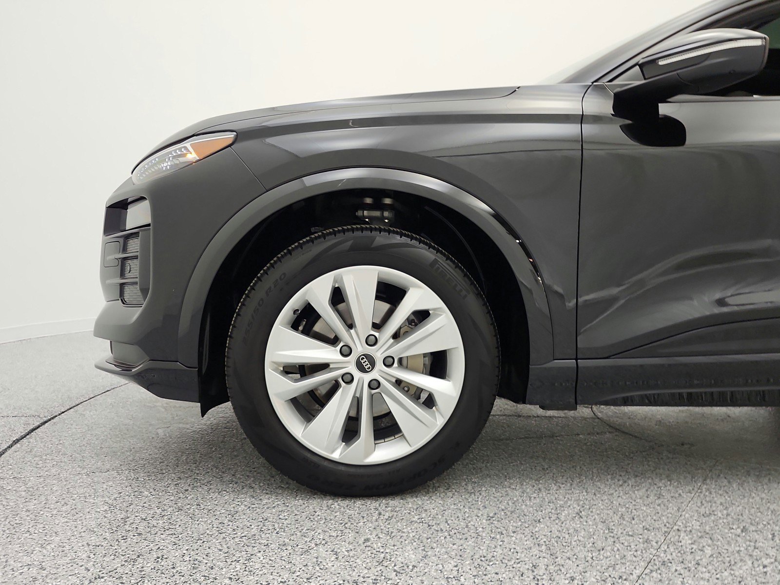 Used 2025 Audi Q6 e-tron Premium Plus w/ Premium Plus image 17