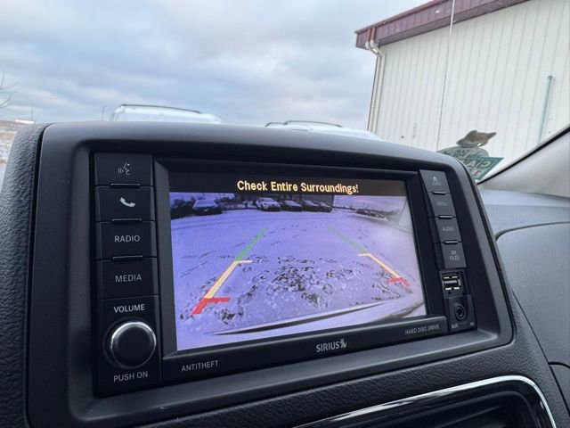 Used 2019 Dodge Grand Caravan SE w/ UConnect Hands-Free Group image 4