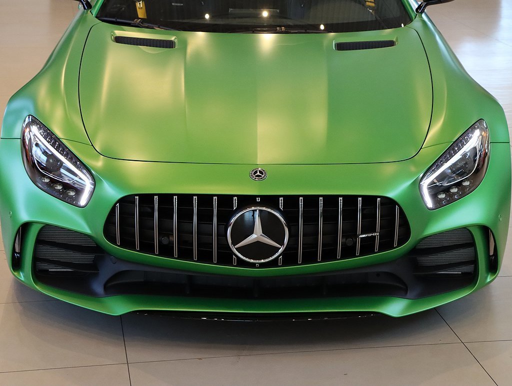 Used 2018 Mercedes-Benz AMG GT R image 17