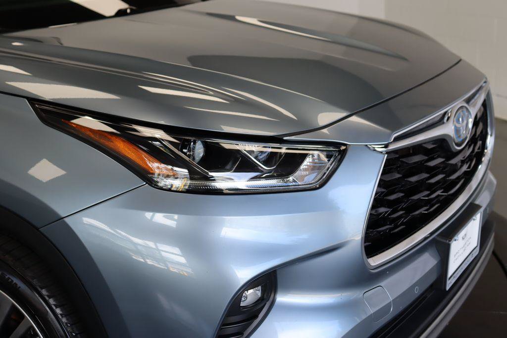 Used 2021 Toyota Highlander Platinum AWD/4WD image 13