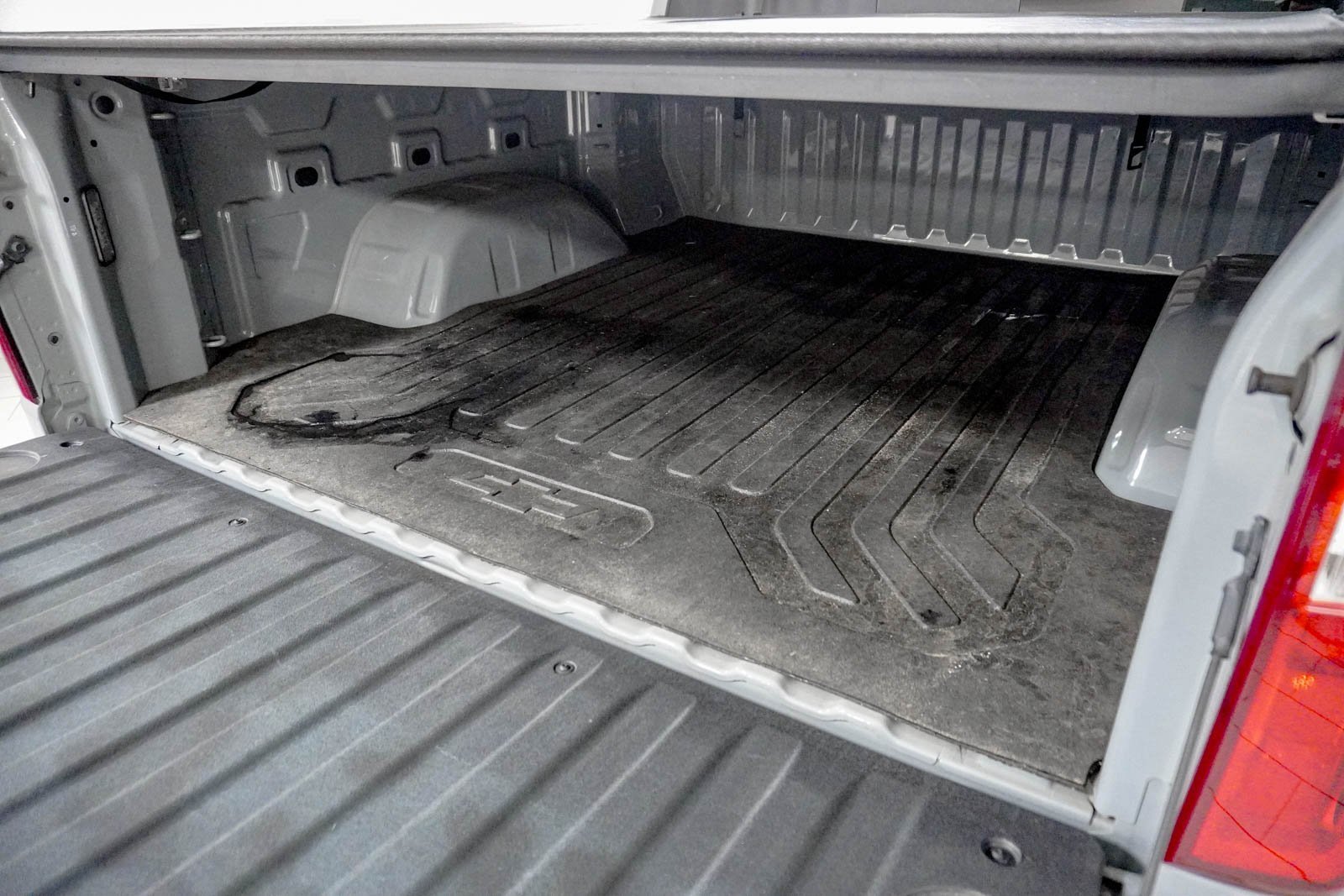 Used 2024 Chevrolet Silverado 1500 RST w/ Convenience Package II image 8