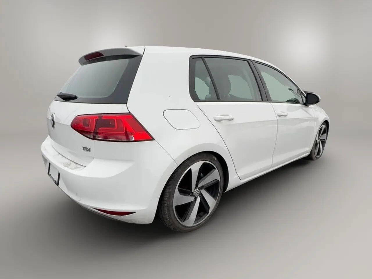Used 2015 Volkswagen Golf TDI SEL w/ Lighting Package (SEL) image 6