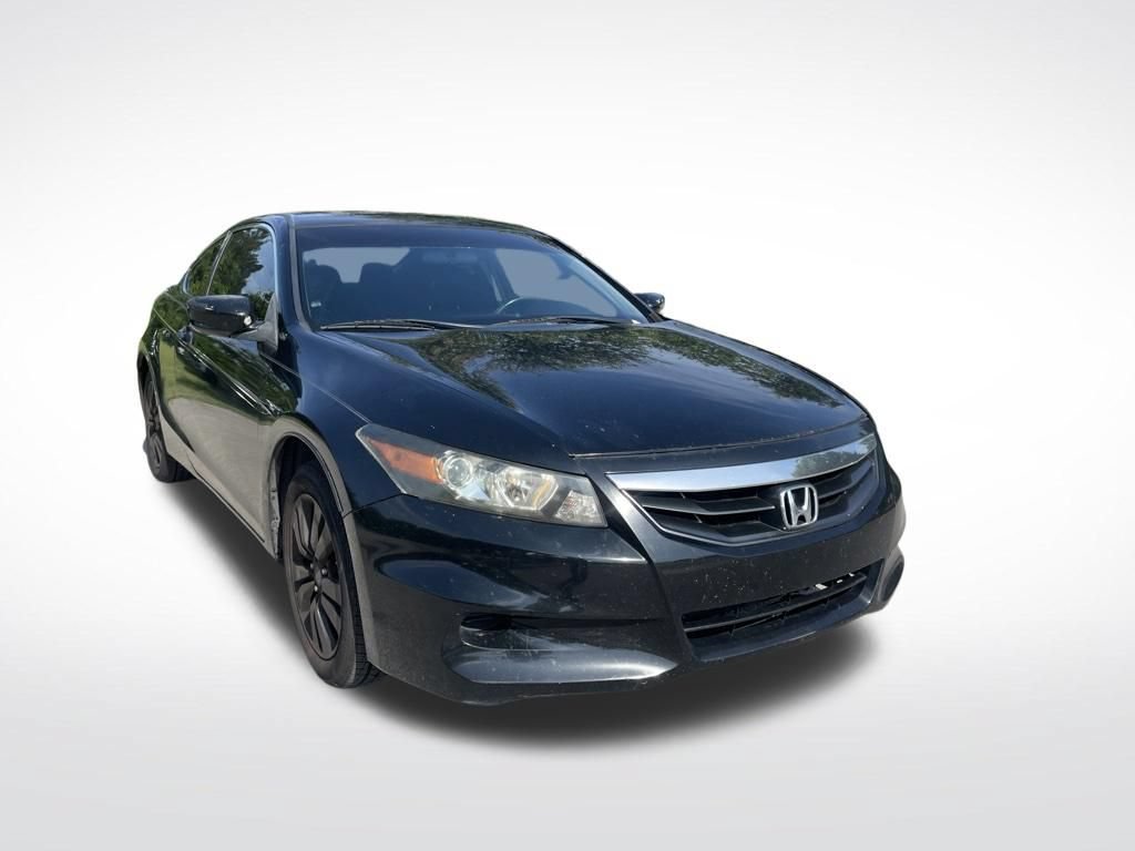 Used 2011 Honda Accord EX-L image 2