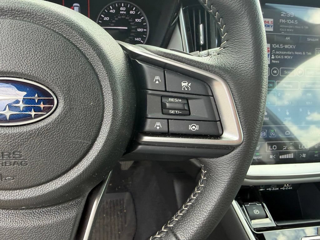 Used 2025 Subaru Outback Premium AWD/4WD image 28