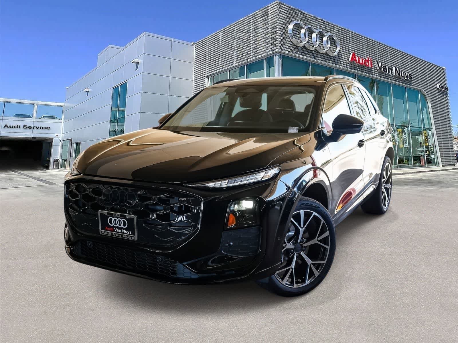 New 2026 Audi Q3 quattro 2.0T AWD/4WD image 1