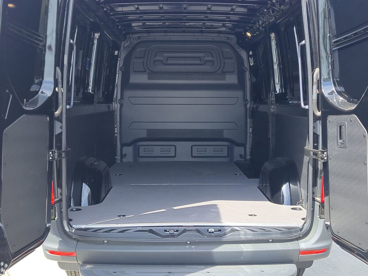New 2024 Mercedes-Benz Sprinter 2500 image 5