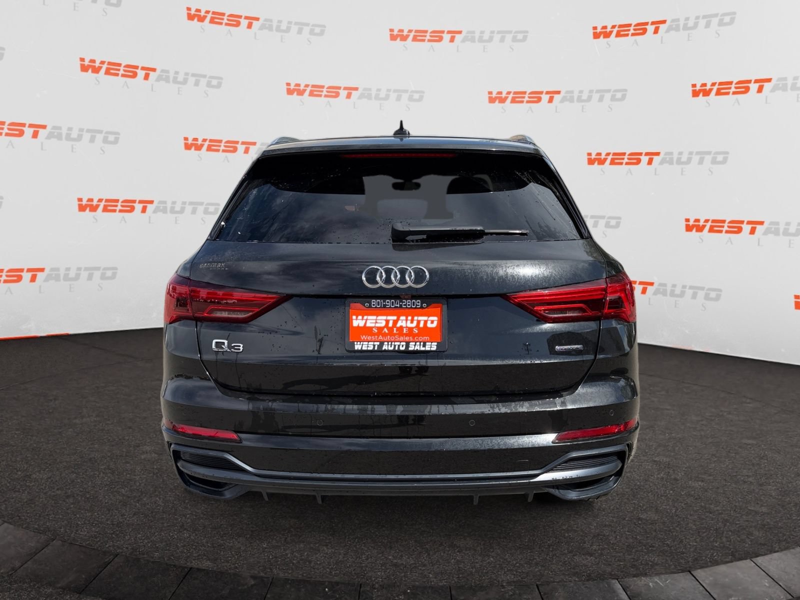 Used 2020 Audi Q3 2.0T Premium Plus w/ Premium Plus Package AWD/4WD image 4