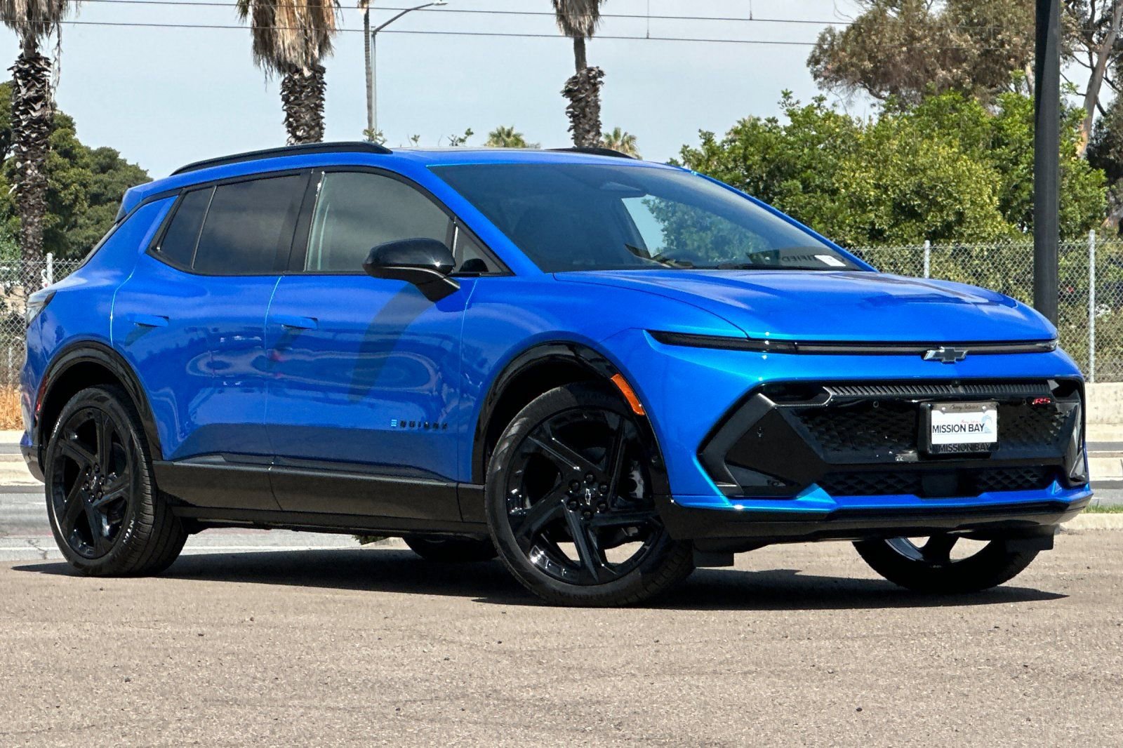 New 2025 Chevrolet Equinox EV RS w/ Active Safety Package 3 image 2