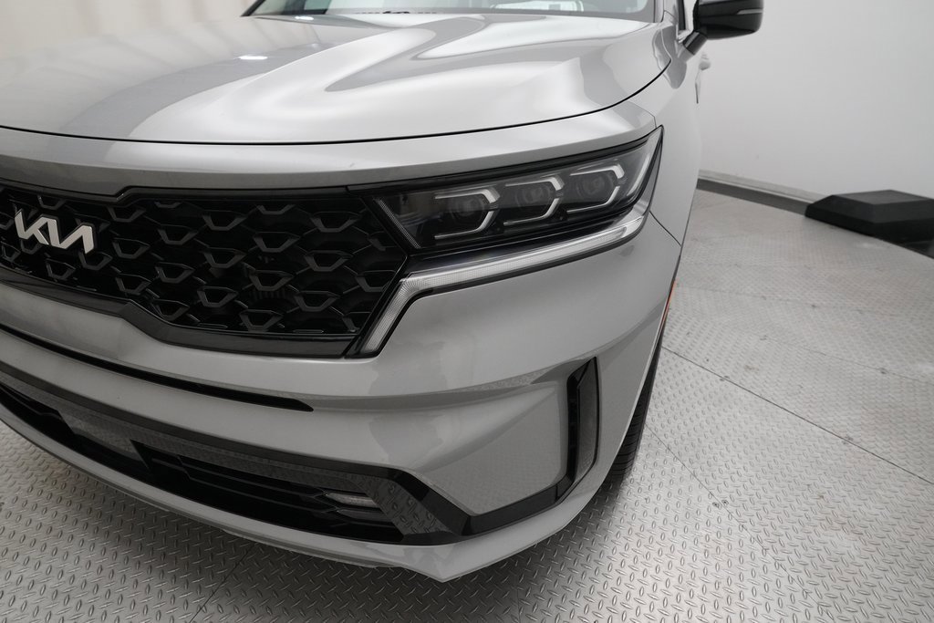 Certified 2023 Kia Sorento SX image 23