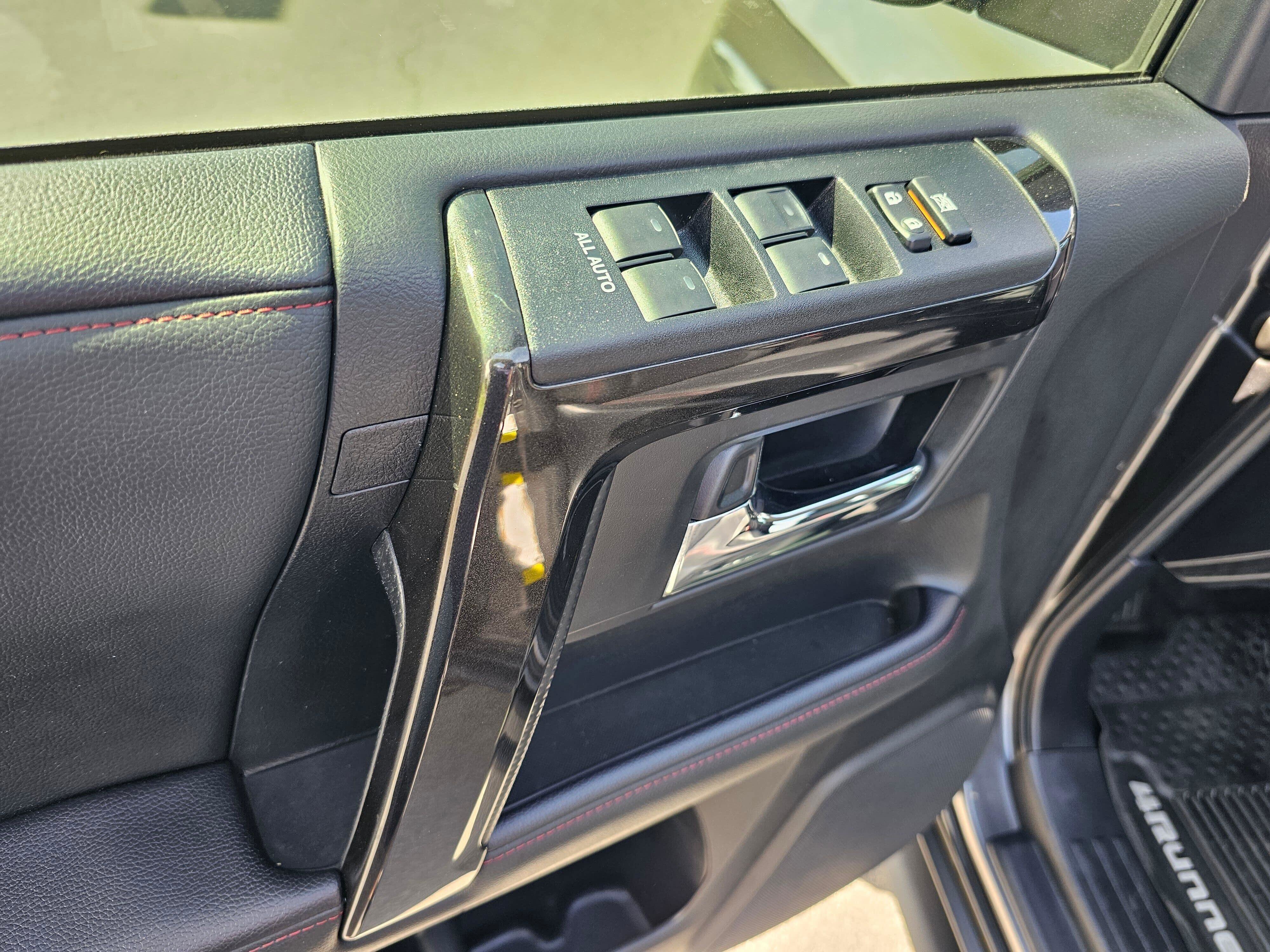 Used 2020 Toyota 4Runner Venture w/ Moonroof Package AWD/4WD image 20