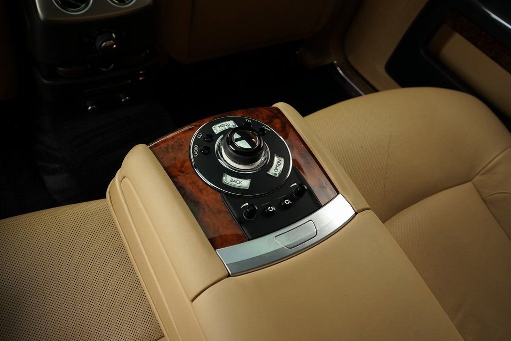 Used 2013 Rolls-Royce Ghost image 20