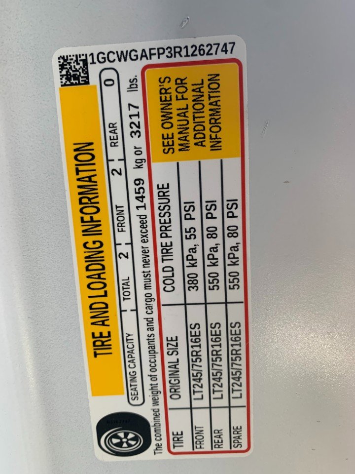 Used 2024 Chevrolet Express 2500 w/ Driver Convenience Package image 16