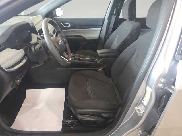 Used 2024 Jeep Compass Sport AWD/4WD image 12