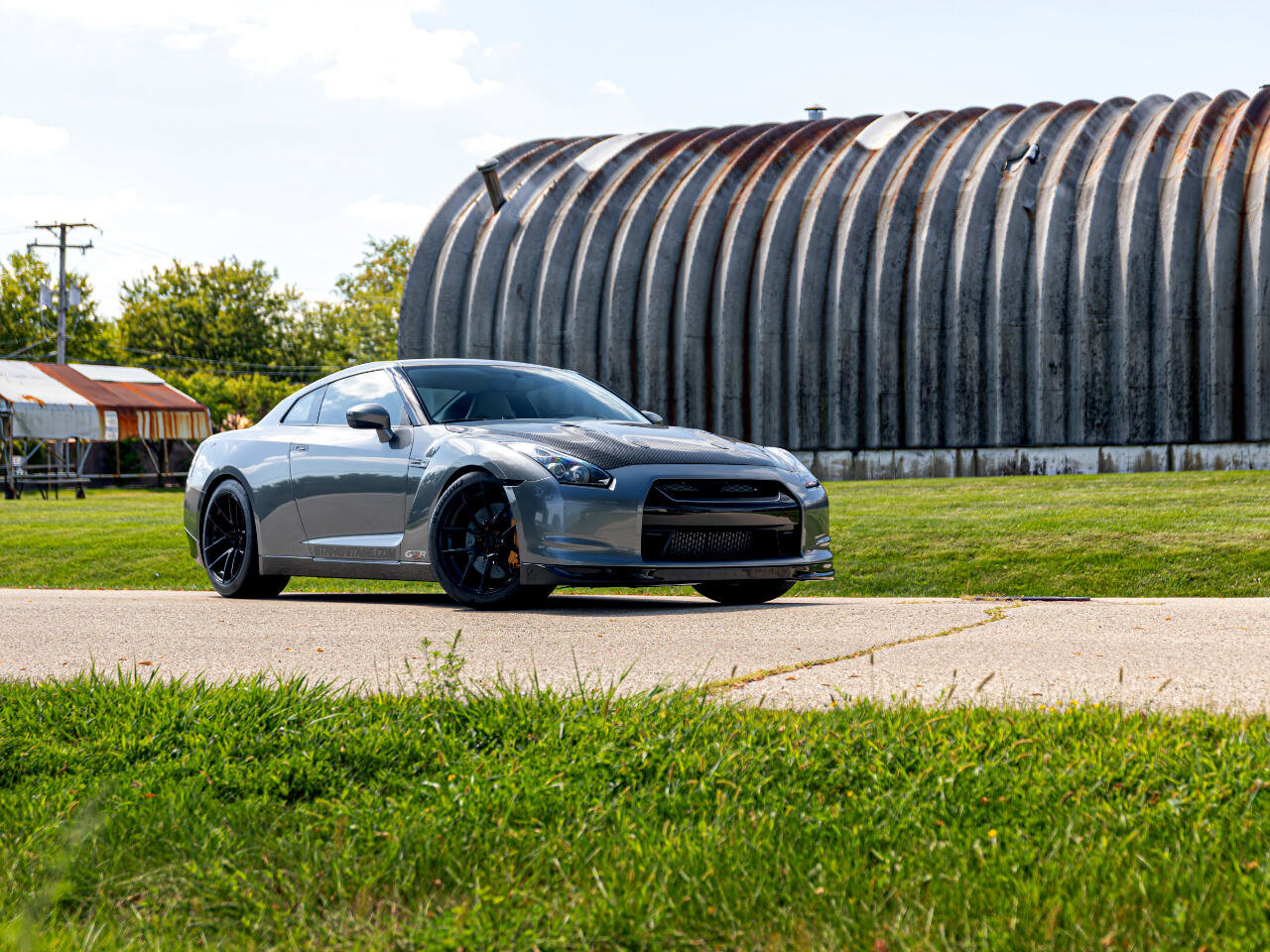 Used 2009 Nissan GT-R Premium image 3