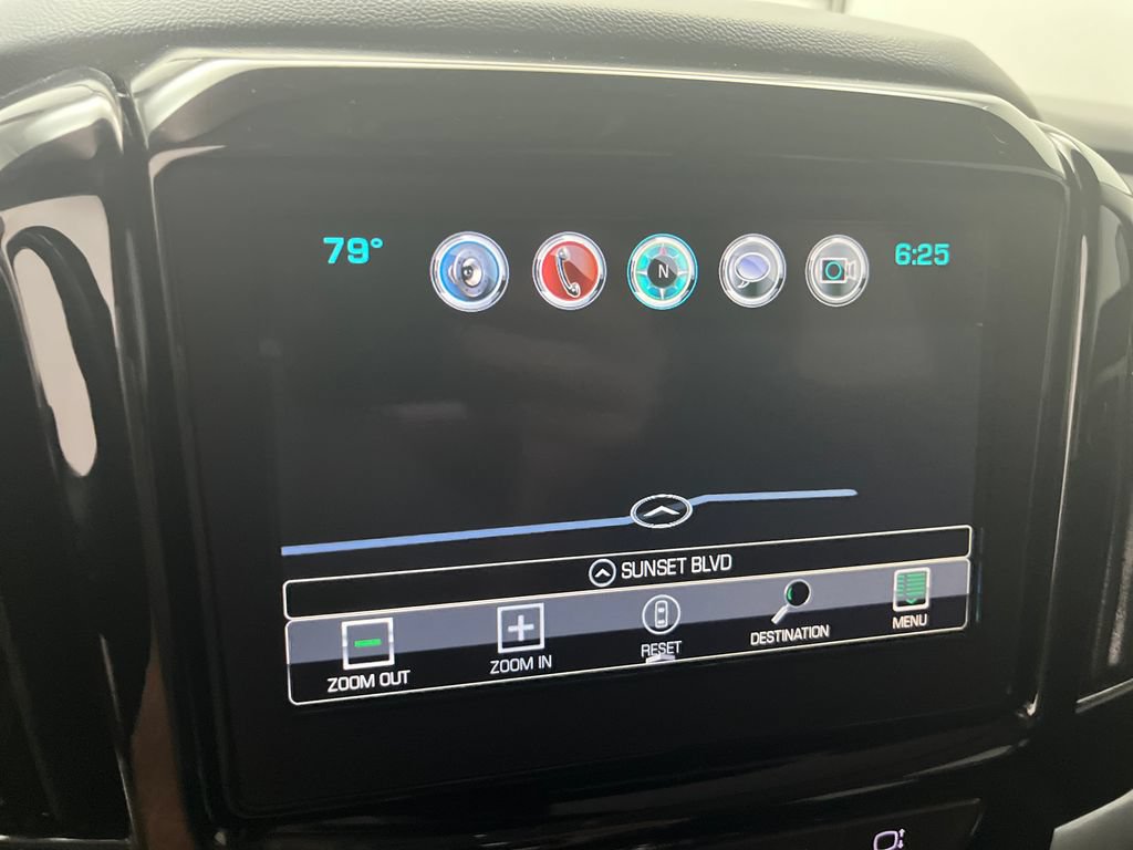 Used 2019 Chevrolet Traverse Premier FWD image 21