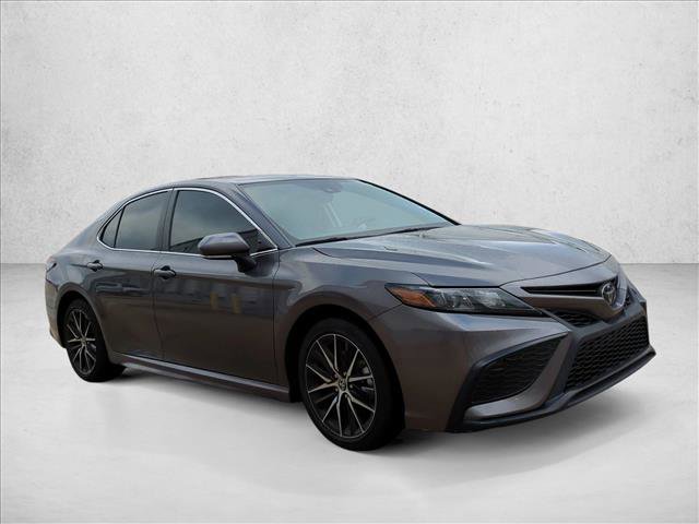 Certified 2024 Toyota Camry SE w/ Convenience Package image 3