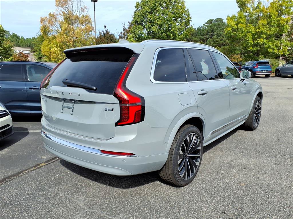 New 2026 Volvo XC90 B6 Plus w/ Protection Package Premier AWD/4WD image 3