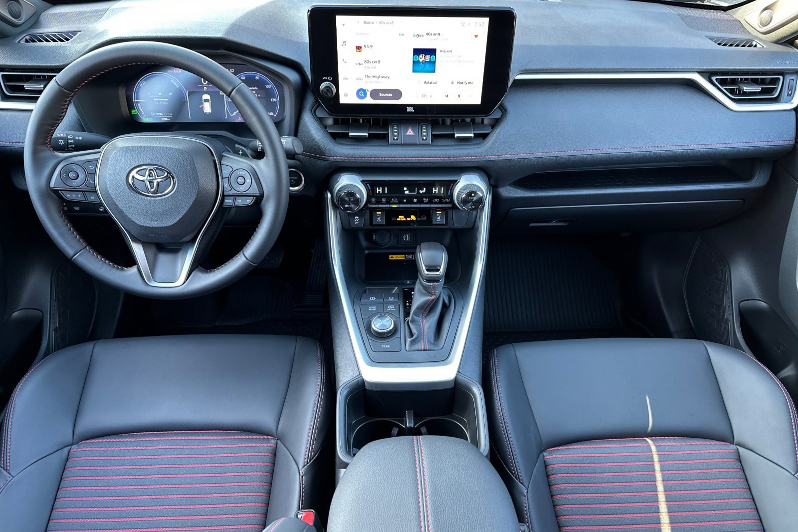 Certified 2025 Toyota RAV4 XSE image 5