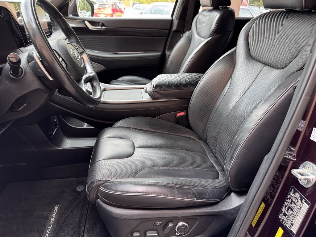 Used 2023 Hyundai Palisade Calligraphy w/ Cargo Package image 11