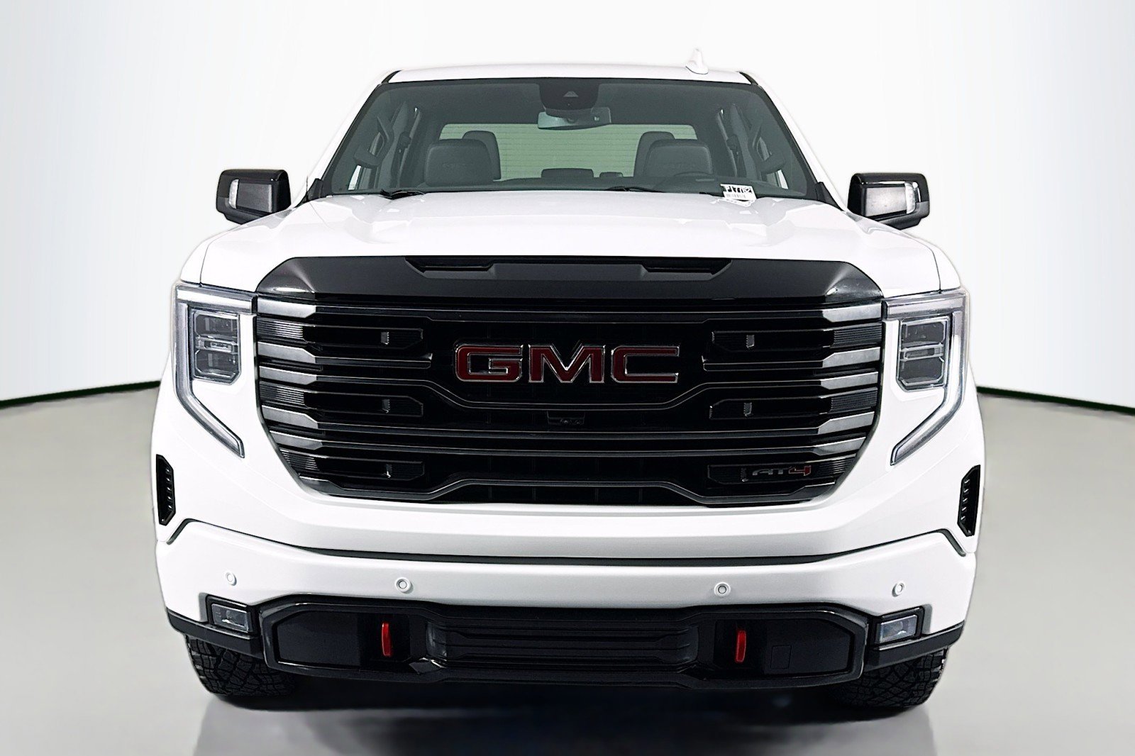 Used 2025 GMC Sierra 1500 AT4 image 3