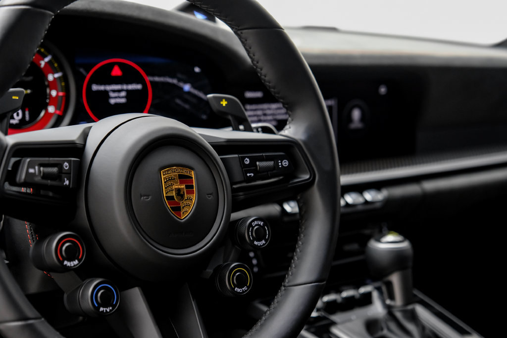 Used 2025 Porsche 911 GT3 RS RWD image 19