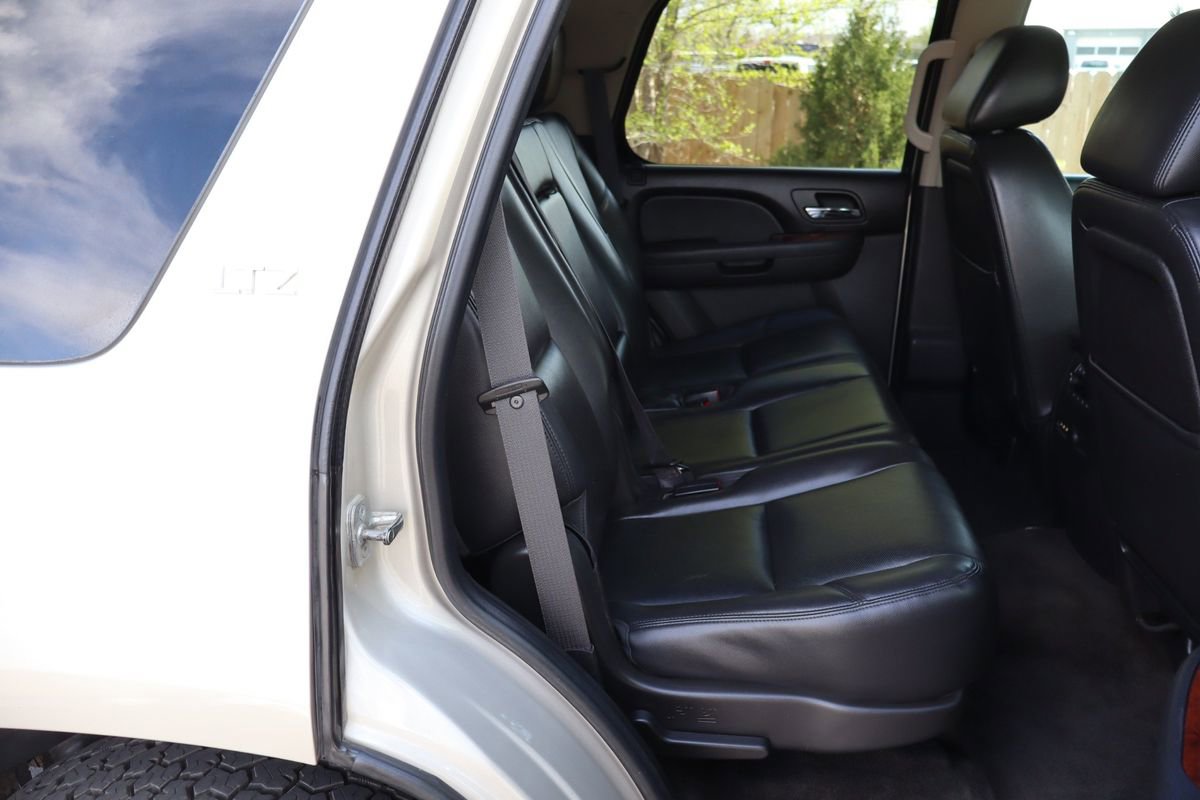 Used 2013 Chevrolet Tahoe LTZ image 23