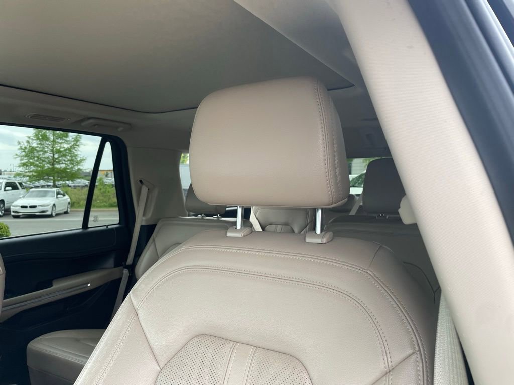 Used 2024 Ford Expedition Limited AWD/4WD image 21