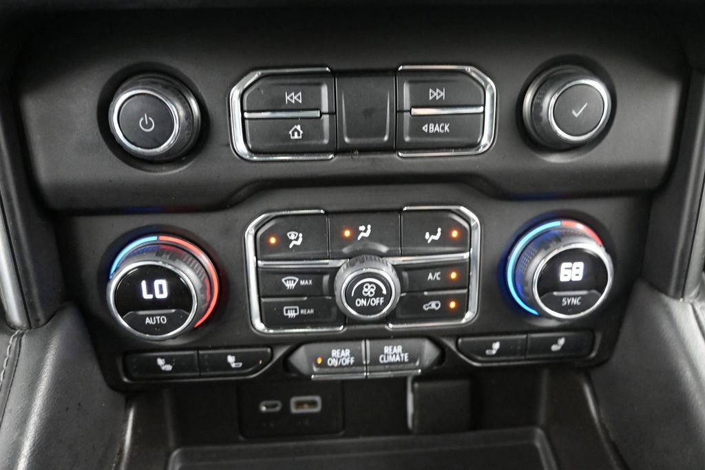 Used 2021 Chevrolet Suburban Z71 AWD/4WD image 18