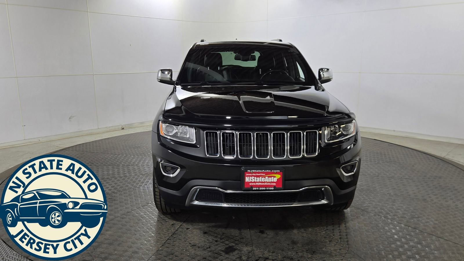 Used 2015 Jeep Grand Cherokee Limited w/ Trailer Tow Group IV AWD/4WD image 2