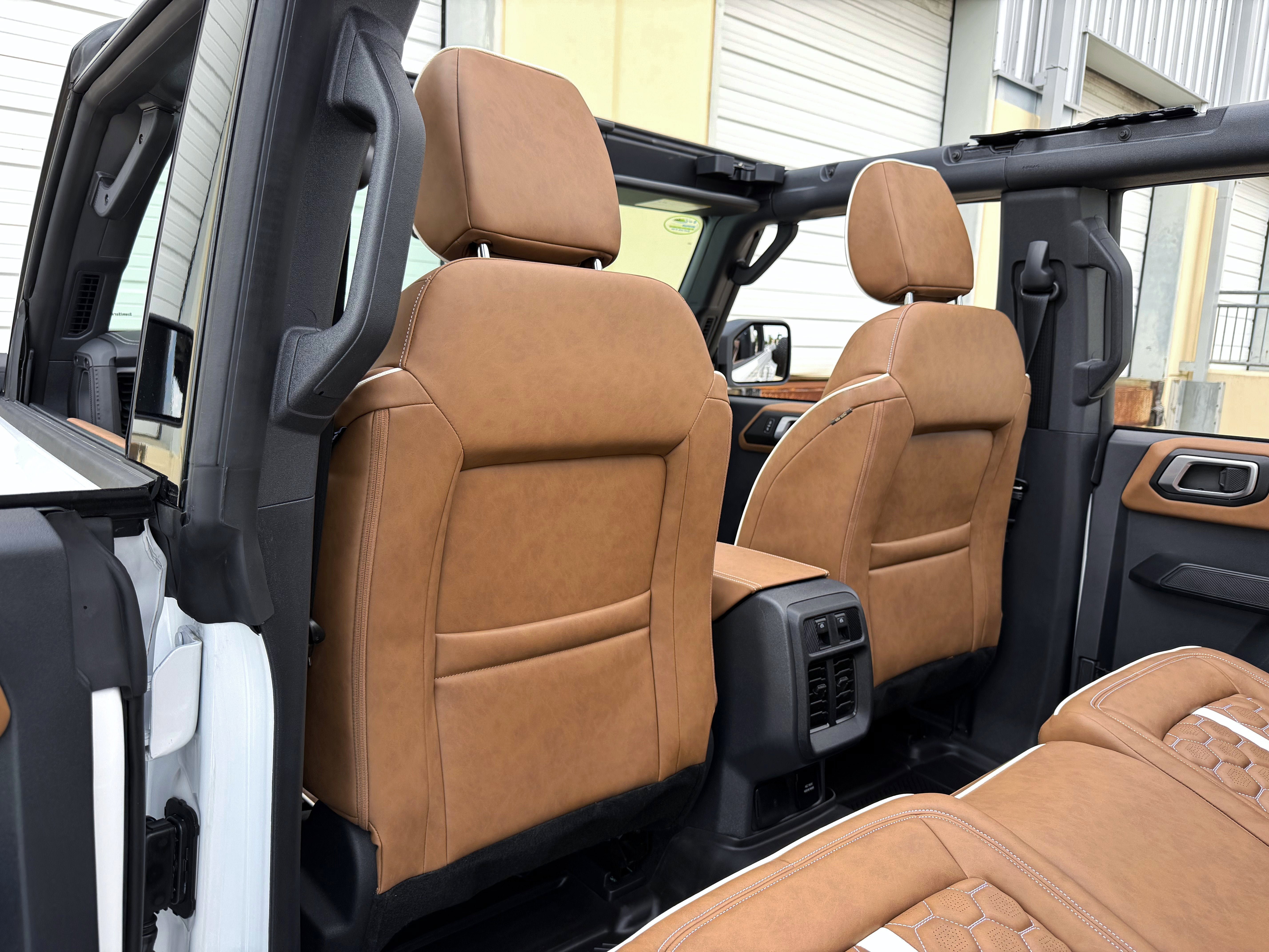 Used 2026 Ford Bronco Outer Banks AWD/4WD image 28