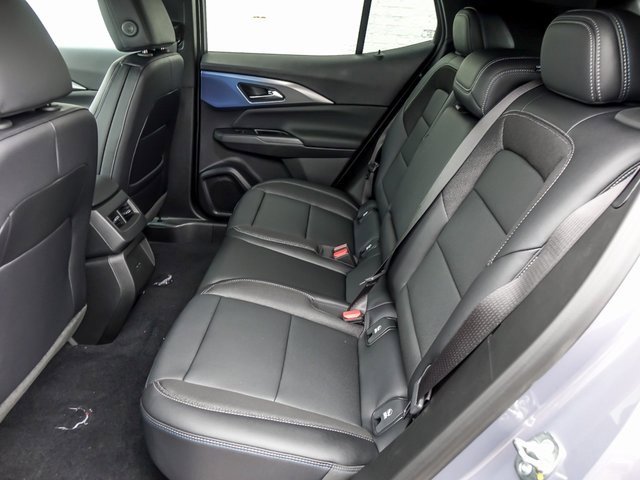 New 2026 Chevrolet Equinox EV LT image 16