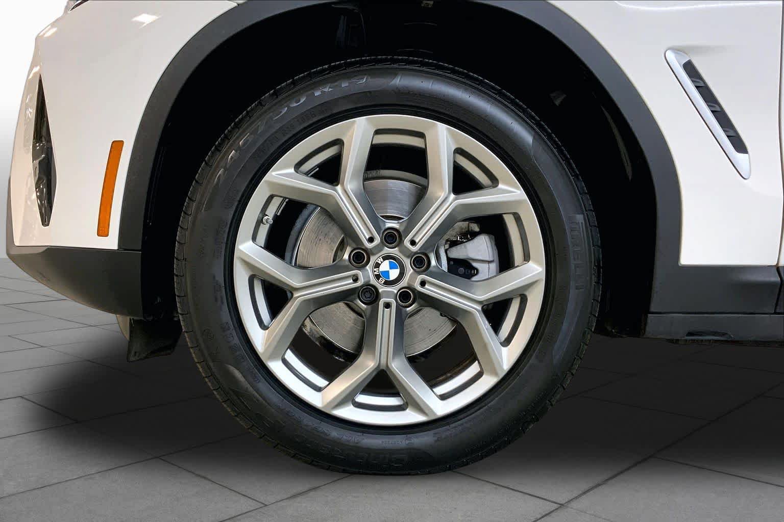 Used 2023 BMW X3 xDrive30i w/ Convenience Package AWD/4WD image 10