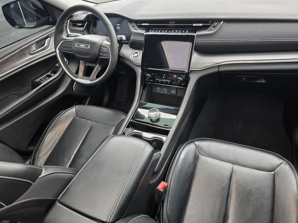 Used 2021 Jeep Grand Cherokee L Limited RWD image 22