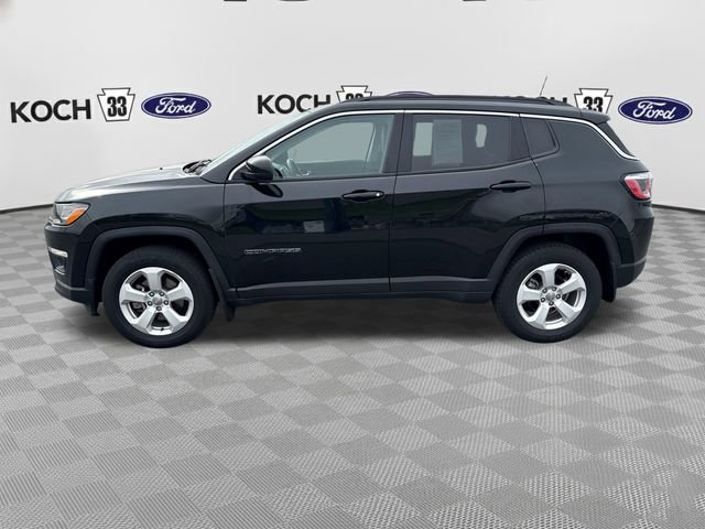Used 2019 Jeep Compass Latitude w/ Cold Weather Group image 4